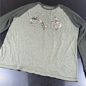 Realtree Green Long Sleeve Tee with Antler Design XL